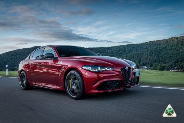 Bestellöffnung Quadrifoglio-Modelle: Giulia Quadrifoglio kommt exklusiv für Deutschland als „Oro“-Sondermodell