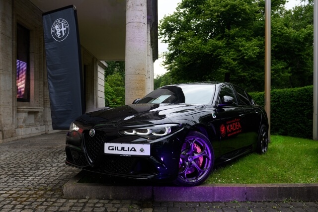 Alfa Romeo Deutschland feiert italienischen Nationalfeiertag mit Premiere der Giulia Quadrifoglio Oro